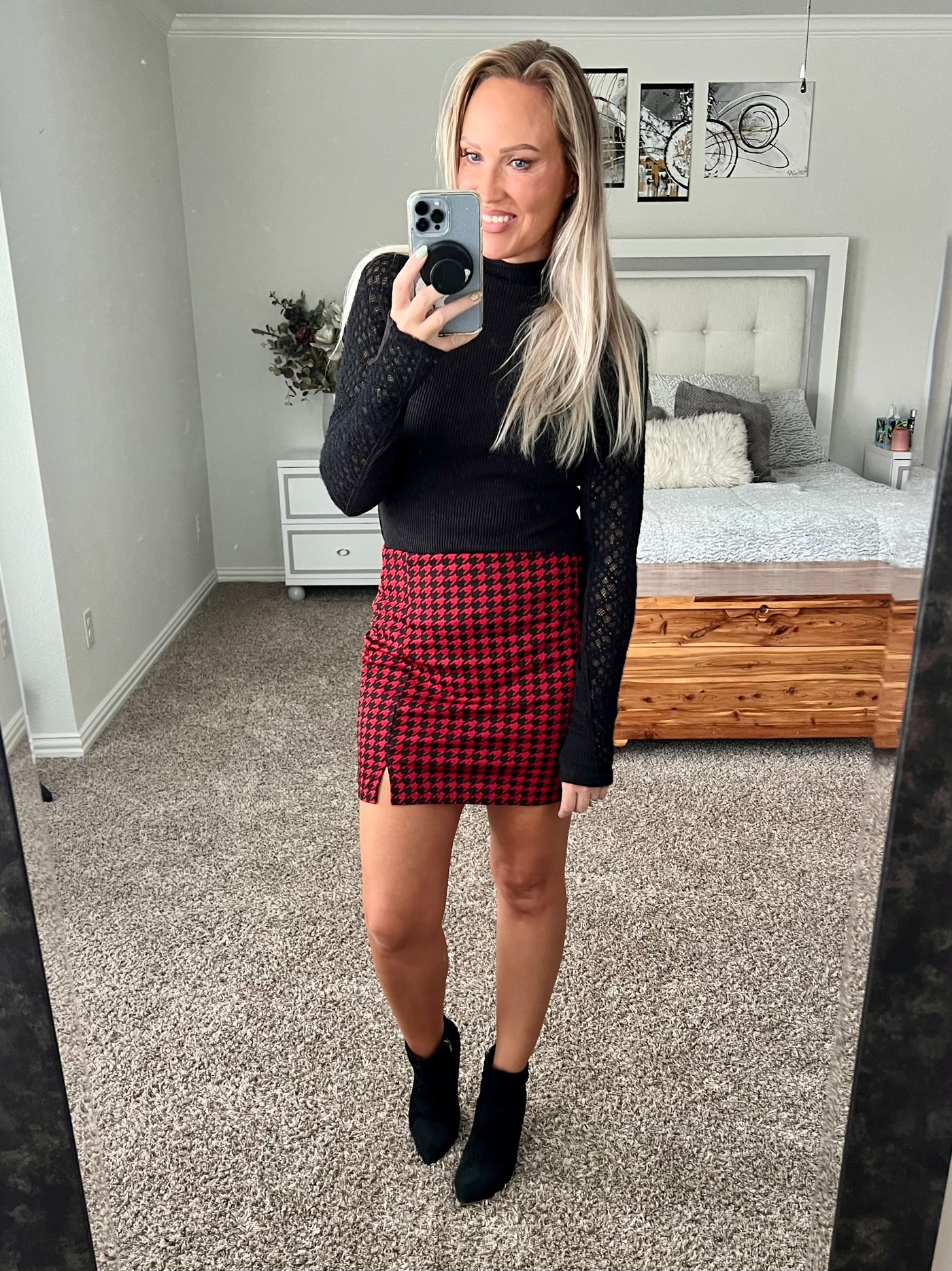 Holly Houndstooth Slit Mini Skirt