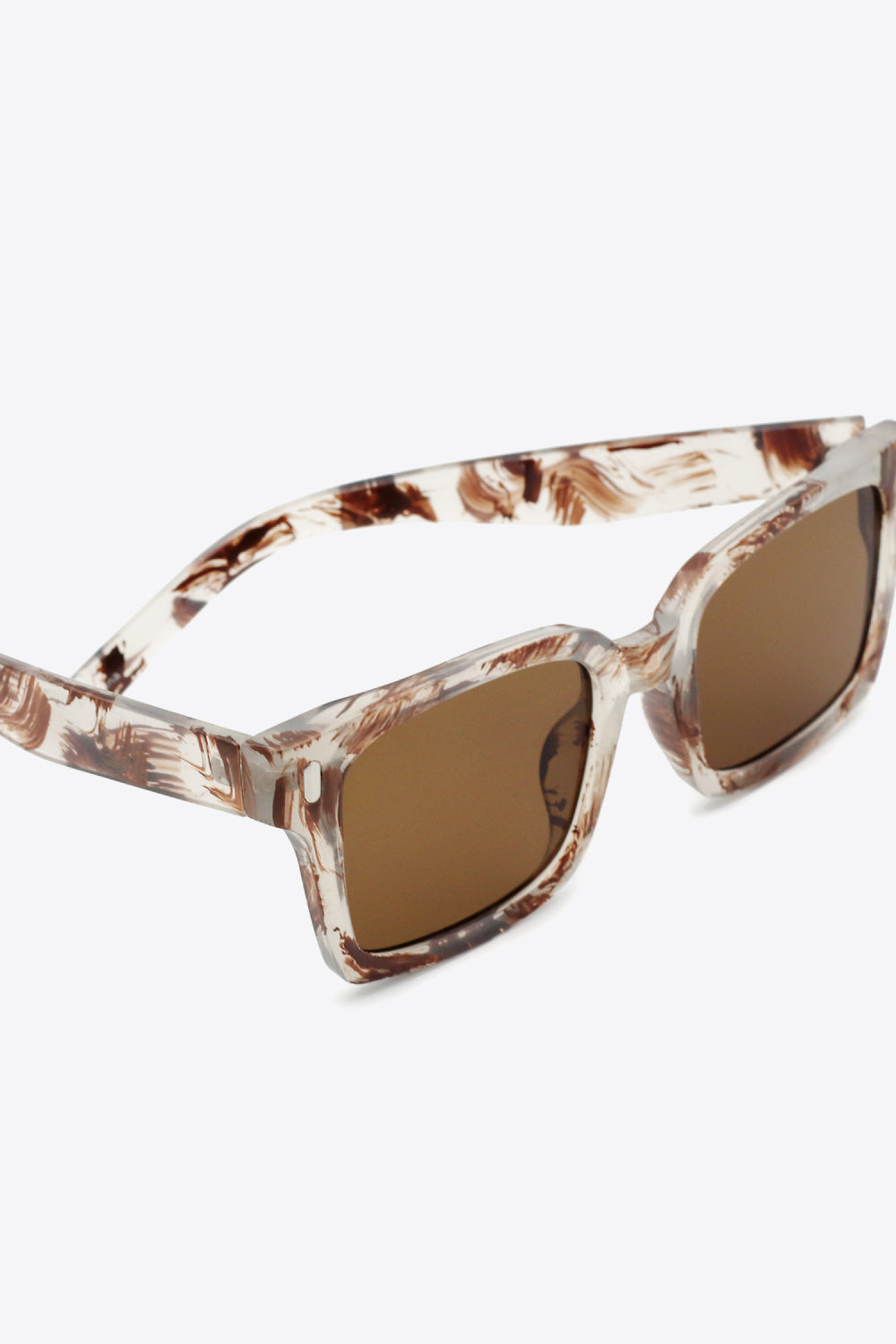 Shantel Square Sunglasses