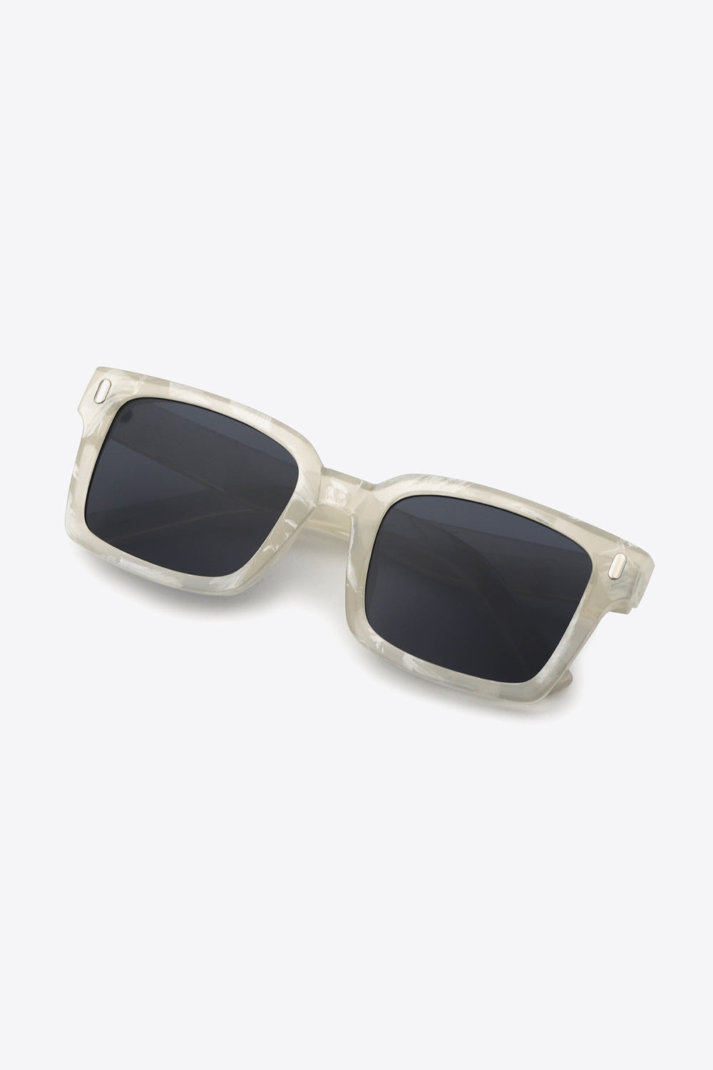 Shantel Square Sunglasses