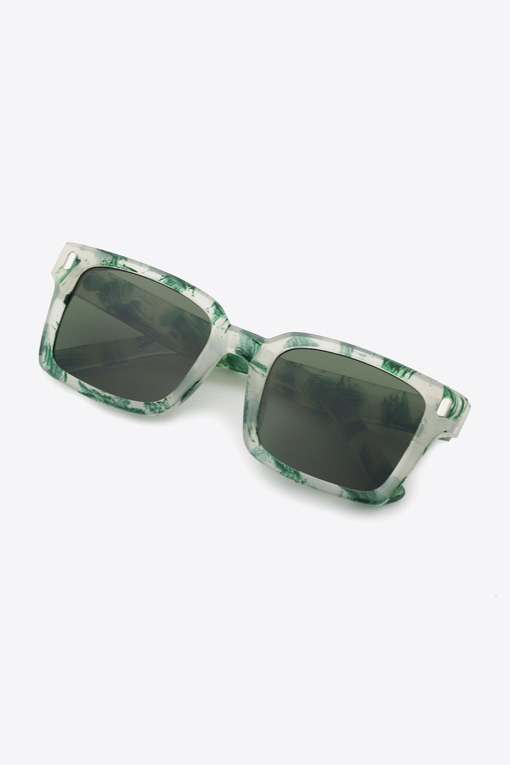 Shantel Square Sunglasses